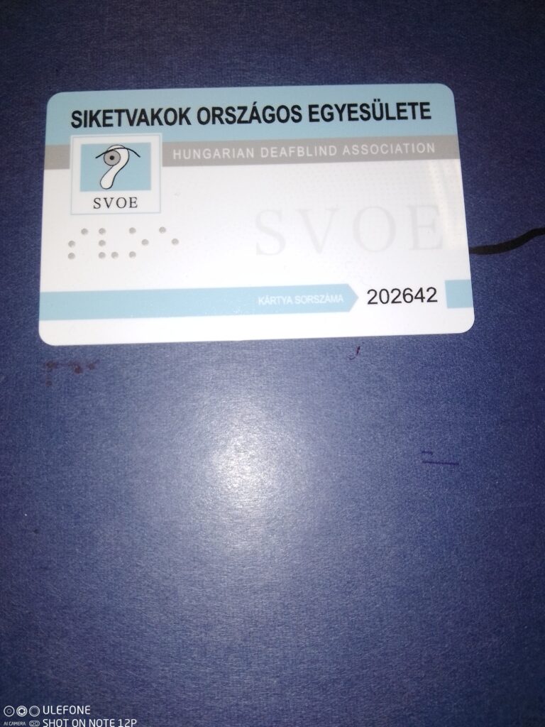 azújigazolványelőlapja