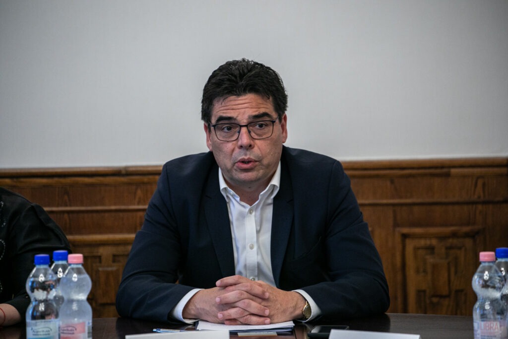 egyeztetés