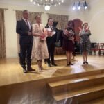 Sass Kortsák Edina Széchényi Lions Club elnök, Hunyadi János Első Budapest-Gödöllő Lions Club elnök, Miklósa Erika és Balázs János művészek, valamint a műsorvezető